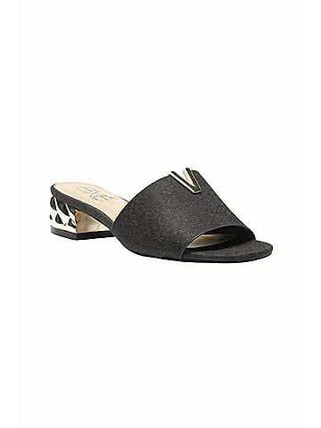 exe Women's Katy Open Toe Low Heeled Sandal (view 2)
