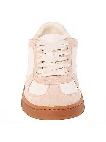 Matisse Women's Dana Low Top Sneaker (view 2)