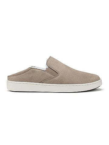 OluKai Women's Pehuea Cozy Slippers (view 2)
