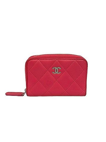 Chanel CHANEL Matelassé Coco Mark Caviar Leather Round Zip Wallet/Coin Case Pink 23080 (view 1)