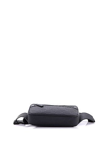 Gucci Front Zip Belt Bag GG Rubber Effect Leather (view 2)