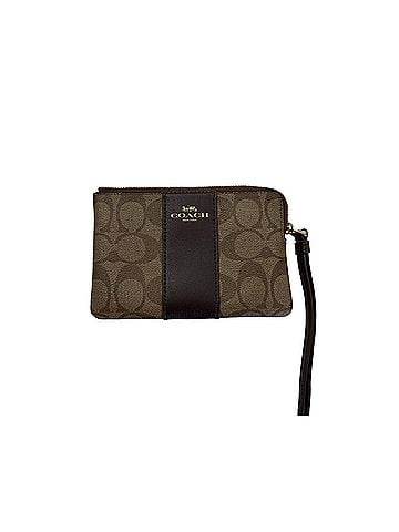 Coach Wristlet (view 2)