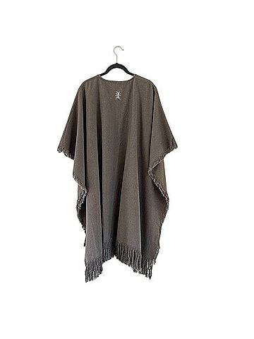 Josa Tulum Hormigas Poncho (view 2)