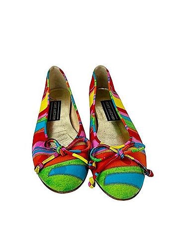 Stuart Weitzman Flats (view 1)