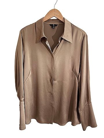 Banana Republic Long Sleeve Button-Down Shirt (view 1)