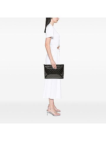 Louis Vuitton Monogram Glaze Pochette Cosmos (view 2)