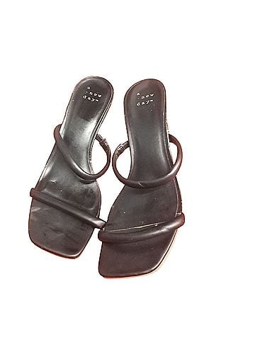 A New Day Heels (view 1)