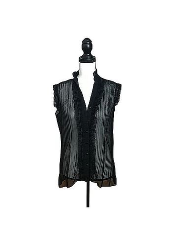 Apt. 9 Sleeveless T-Shirt (view 1)