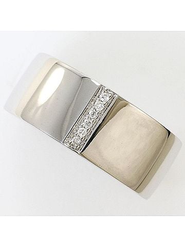 Unbranded 18K (18-karat white gold) ring with diamond (no carat marking), includes gemological certificate, total weight 5.9g, like new condition. (view 1)