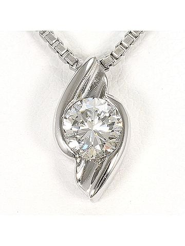 Unbranded PT900 Platinum / PT850 Necklace with 0.70ct Diamond (VS2 clarity, certified), Total Weight 8.8g, 40cm, Like New Condition. (view 1)