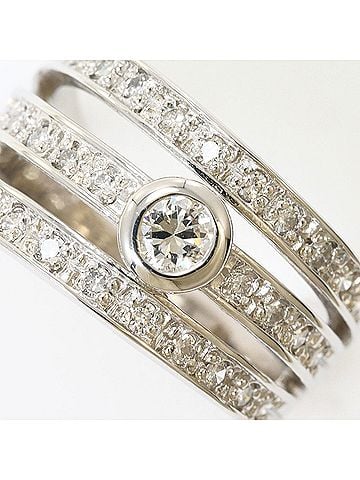 Unbranded PT900 Platinum Ring with 0.33 ct Diamond, Certificate of Authenticity Included, Total Weight 5.3g, Like New Condition. (view 2)