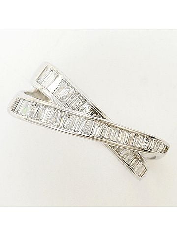 Unbranded 18K (18-karat white gold) ring with 1 diamond (1.00 ct), includes appraisal certificate, total weight 2.7g, like new condition. (view 1)