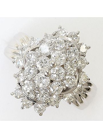 Unbranded PT900 Platinum Ring with 1 Diamond (1.86 ct), Certificate of Authenticity, Total Weight 11.9g, Like New Condition. (view 1)