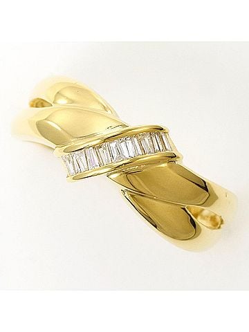 Unbranded 18K (18-karat) Yellow Gold Ring with 1 Diamond (0.11ct), Certificate of Authenticity, Total Weight 2.9g, Like New Condition. (view 1)