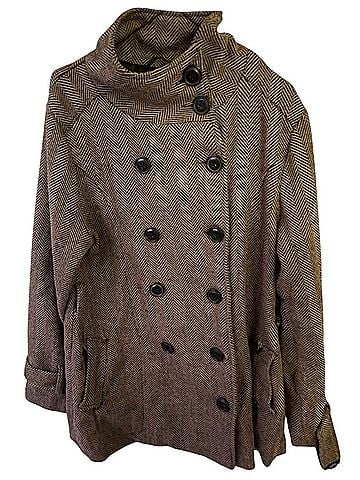 Last Kiss Coat (view 1)