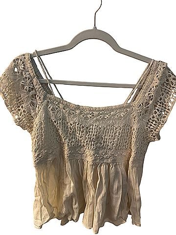 American Eagle Outfitters Short Sleeve Blouse (view 1)