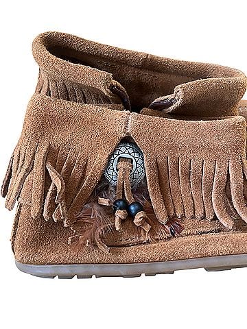 Minnetonka 527T Concho Feather Boots (view 2)