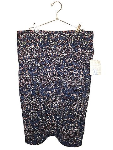 Lularoe Cassie Casual Skirt (view 1)