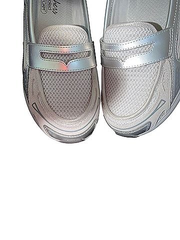 Skechers Sneakers (view 2)