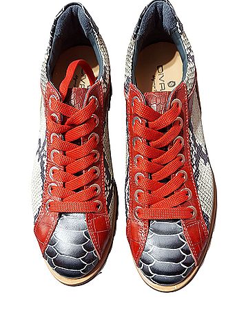 Diva Sneakers (view 1)