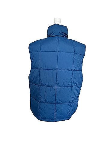 Beyond Yoga Big Cozy Puffer Vest Jacket (view 2)