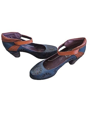 L'Artiste Heels (view 1)