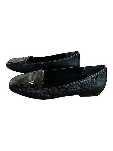 Vionic Flats (view 1)