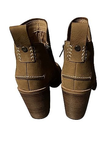 Ugg Ankle Boots (view 2)
