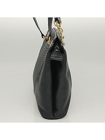 Bally Vintage Shoulder Bag Quilted Leather Navy Leather Shoulder Bag Bag (view 2)