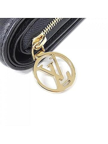Louis Vuitton Louis Vuitton Coussin Portefeuille Lou M81599 Wallet (view 2)