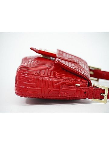 Fendi Mamma Baguette Leather Red Leather Handbag (view 2)