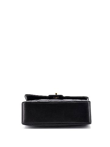 Chanel Vintage CC Chain Flap Bag Quilted Lambskin Small (view 2)