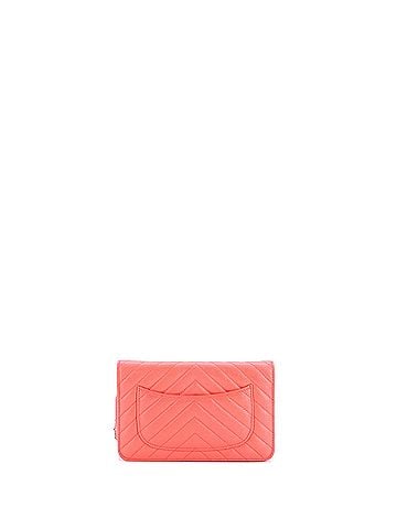 Chanel Wallet on Chain Chevron Caviar (view 2)