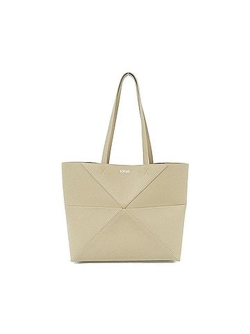 Loewe Loewe Puzzle Fold Tote Horizontal Medium A779PEWX04 Handbag (view 1)