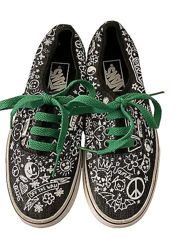 Vans Sneakers (view 2)