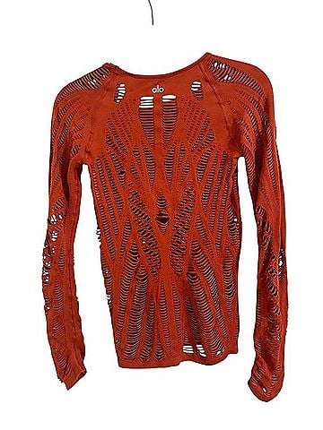 Alo Yoga Long Sleeve T-Shirt (view 2)