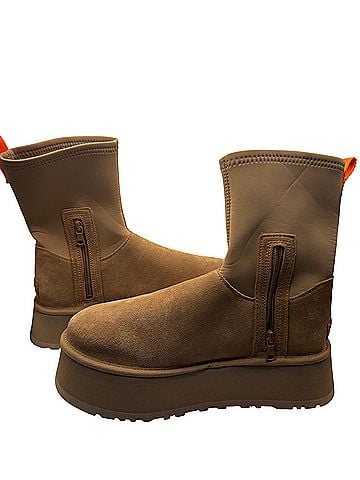 Ugg Boots (view 1)