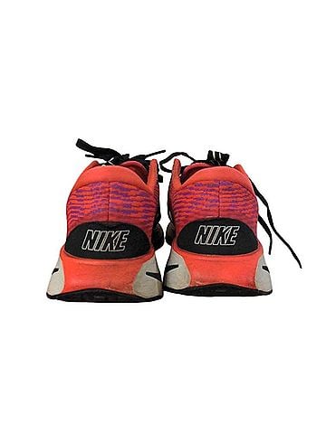 Nike Nike Sneakers (view 2)