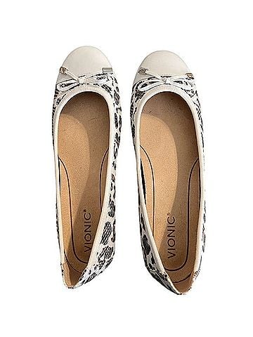 Vionic Flats (view 2)