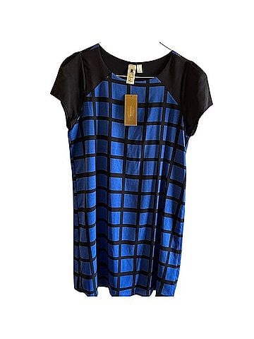 Needle & Thread Windowpane Shift Dress Casual Dress (view 1)
