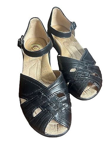 Earth Spirit Elena  Sandals (view 1)