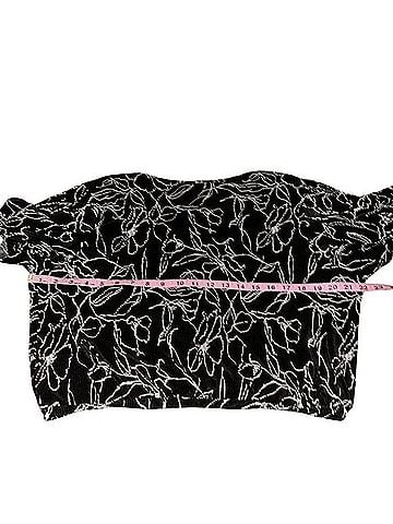 Astr Short Sleeve T-Shirt (view 2)