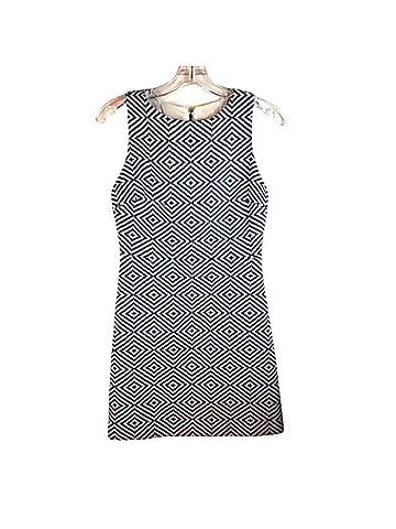 Alice + Olivia Casual Dress (view 1)