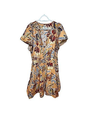 Anthropologie Somerset Mini Yellow Floral Smocked Waist Size 1X Casual Dress (view 1)