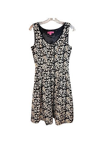 Betsey Johnson Casual Dress (view 1)