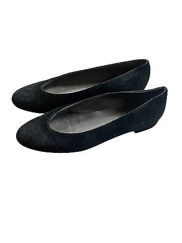 Stuart Weitzman Flats (view 1)