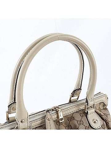 Gucci Excellent condition Gucci GG canvas Sukey 247902 leather 2-way shoulder bag, crossbody handbag, tote bag for women. (view 2)