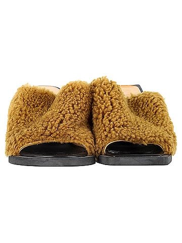 Jacquemus Jacquemus Les Mules Carrés Ronds Shearling Sandals in Brown Lamb Fur (view 2)