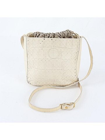 Fendi Excellent condition Fendi leather 2-way shoulder bag, crossbody handbag, tote brand name, women's. (view 1)