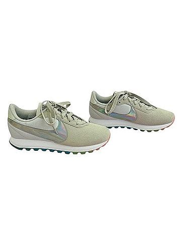 Nike Pre-Love O.X Sneakers (view 2)